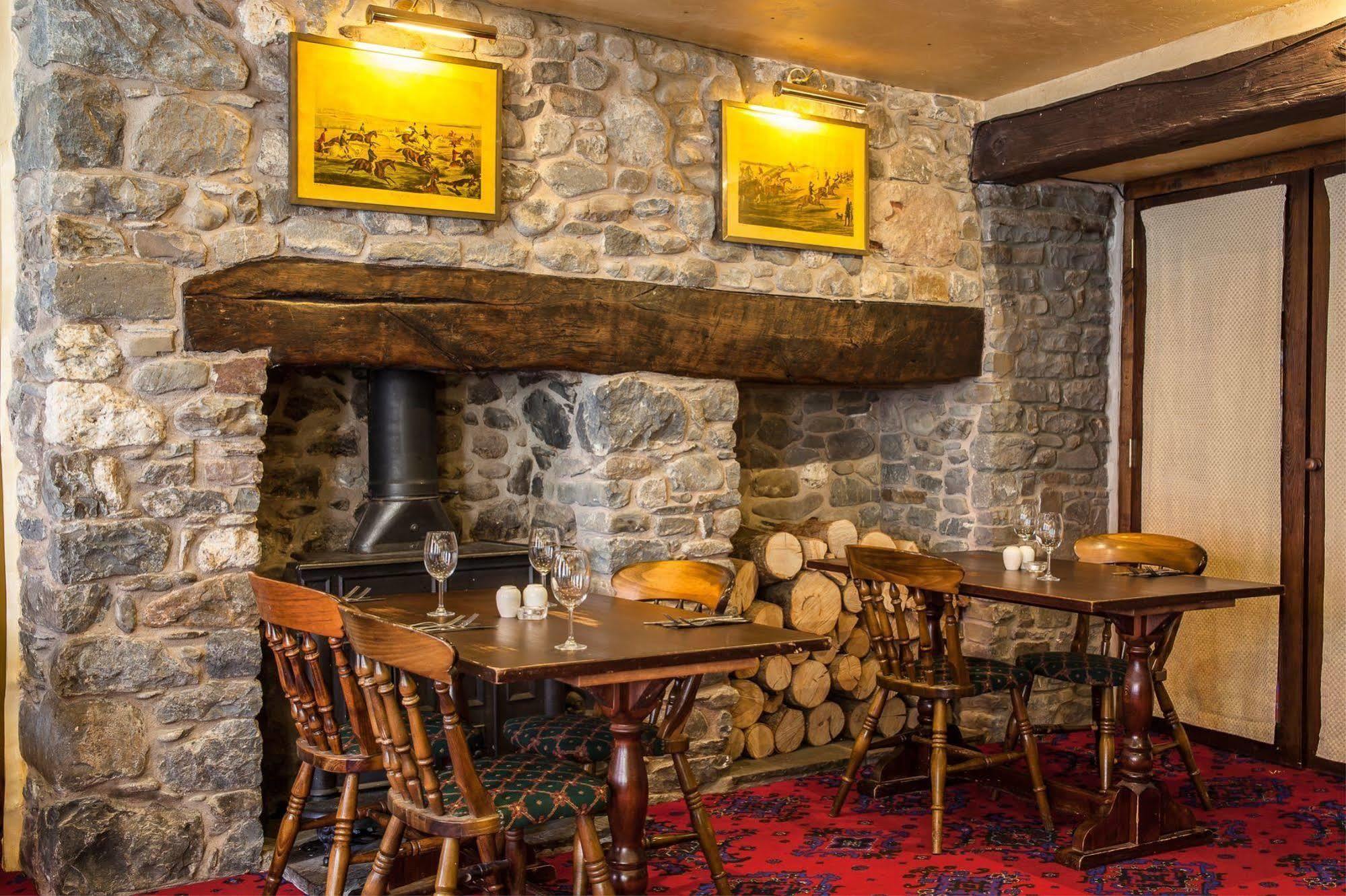The King'S Head Hotell Llandovery Exteriör bild